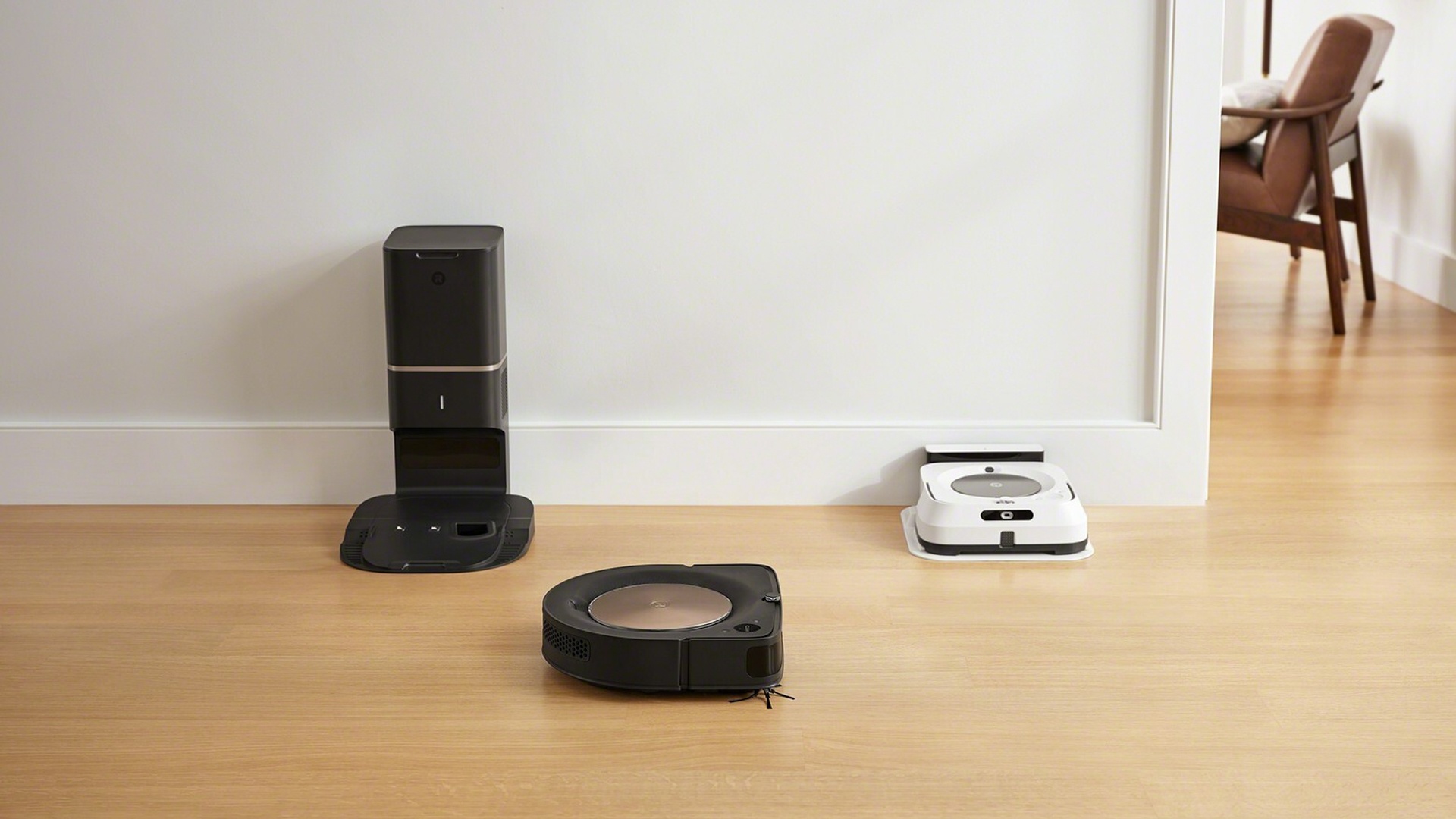 iRobot Roomba s9+ a iRobot Bravaa jet m6