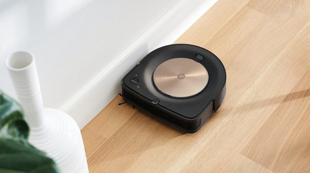 Revoluční iRobot Roomba s9+ ve tvaru písmene D
