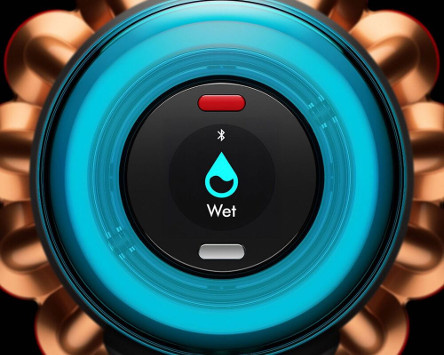 Dyson V16 Piston Animal - CleanCompaktor v akci krok 2